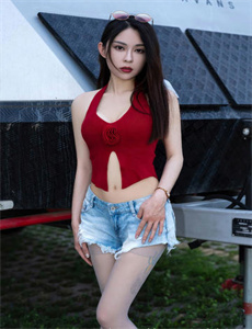 sm女王电影-女POREN 18大学生