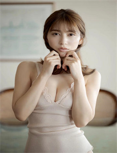 二十四小时在线播放视频高清-美女大笔